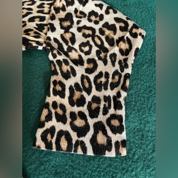 Chicos lighweight cardigan 🐆🐆 - Picture 11 of 13
